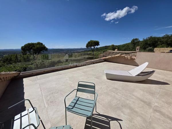 Vente Propriété 10 pièces 259 m2 à Draguignan