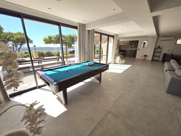 Vente Propriété 10 pièces 259 m2 à Draguignan