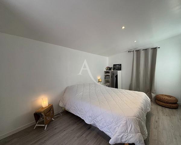 VILLA TERRASSE AVEC DEPENDANCE AU CALME SUR TERRAIN DE 2019M2