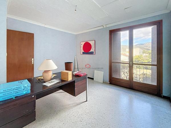 Plage à pied-centre de Sagone