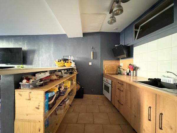 A VENDRE EXCLUSIVITÉ 84120 PERTUIS APPARTEMENT REZ DE CHAUSSEE TYPE 2 PIECES D'ENVIRON 50M² 