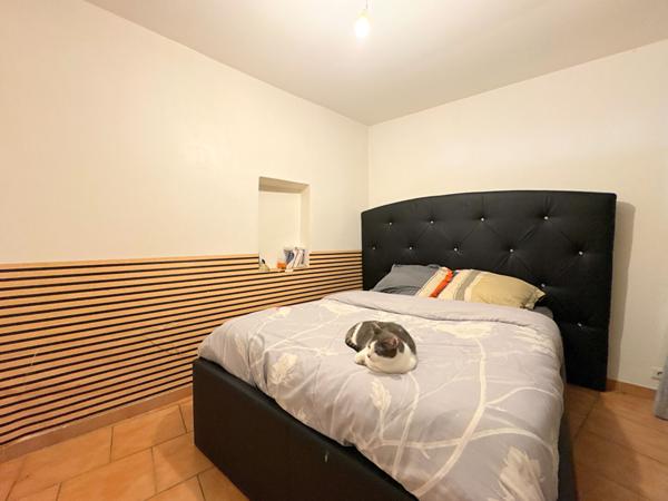 A VENDRE EXCLUSIVITÉ 84120 PERTUIS APPARTEMENT REZ DE CHAUSSEE TYPE 2 PIECES D'ENVIRON 50M² 