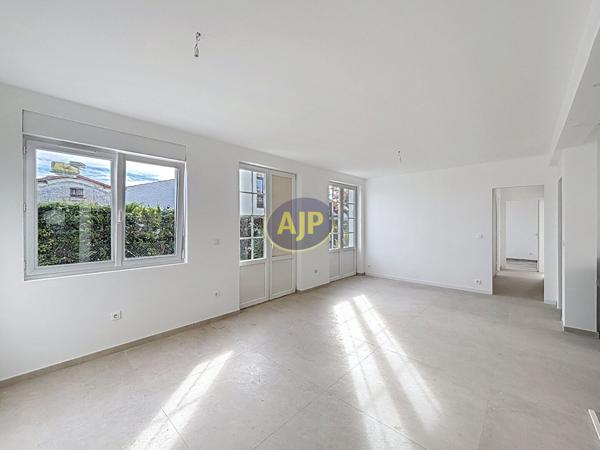 Vente maison Royan : 300 817 € - AJP Immobilier Rochefort