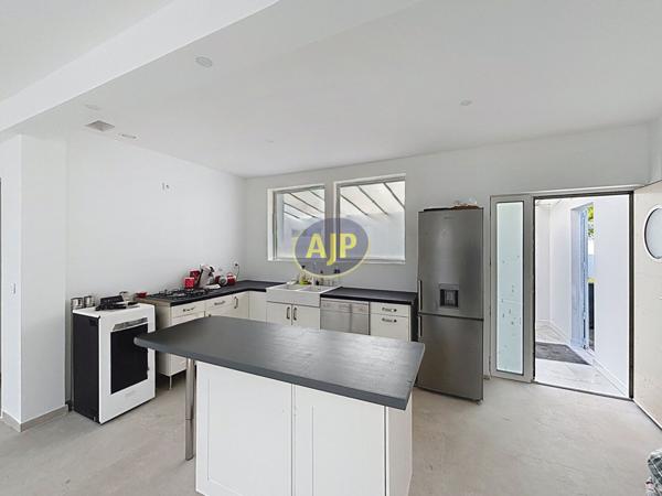 Vente maison Royan : 300 817 € - AJP Immobilier Rochefort