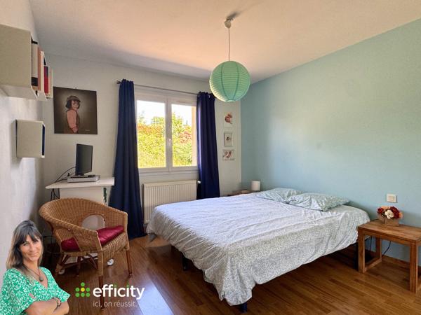 Maison
         4 pièces
        - 91 m² 225 000 € *