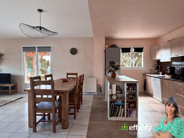 Maison
         4 pièces
        - 91 m² 225 000 € *