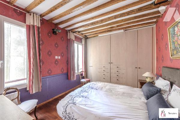 Appartement de 77m² dans un immeuble historique au coeur de Paris dans le quartier vivant des Halles