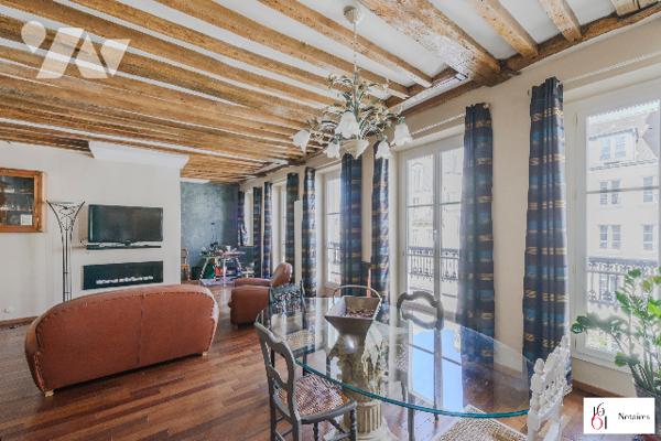 Appartement de 77m² dans un immeuble historique au coeur de Paris dans le quartier vivant des Halles