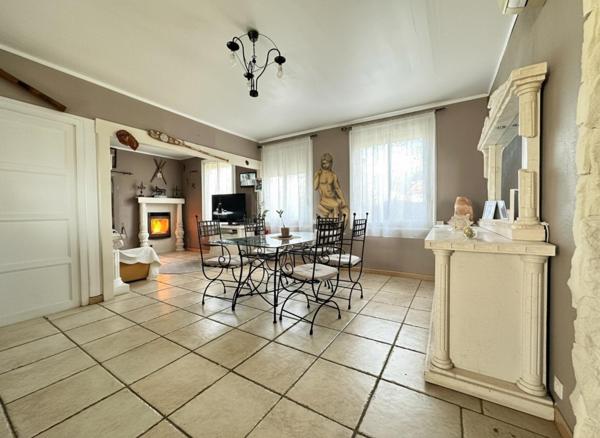 A VISITER SUR BOLLENE (84) MAGNIFIQUE MAISON DE PLAIN PIED DE 80  M² ENV. SUR TERRAIN CLOS ET ARBORE DE 348 M²