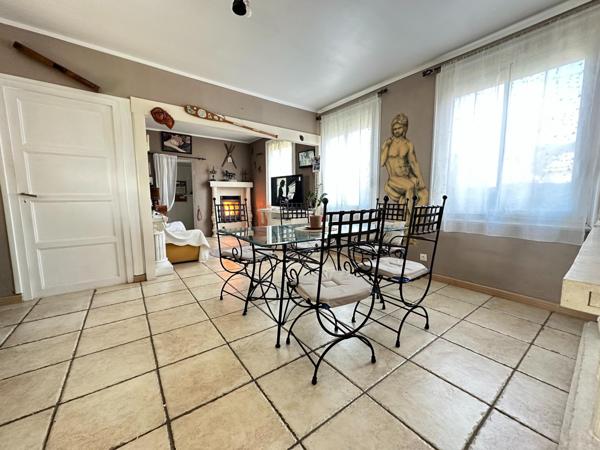 A VISITER SUR BOLLENE (84) MAGNIFIQUE MAISON DE PLAIN PIED DE 80  M² ENV. SUR TERRAIN CLOS ET ARBORE DE 348 M²