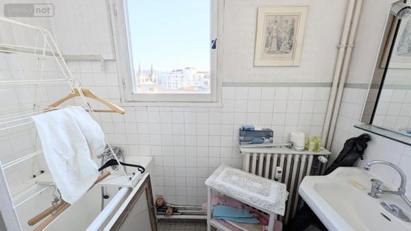 Appartement à vendre à Vichy dans l'Allier (03200), ref : 03019-158