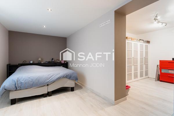 Maison familiale rénovée avec piscine