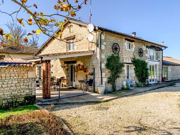 Maison à vendre à Chevanceaux (17210) - Charente-Maritime