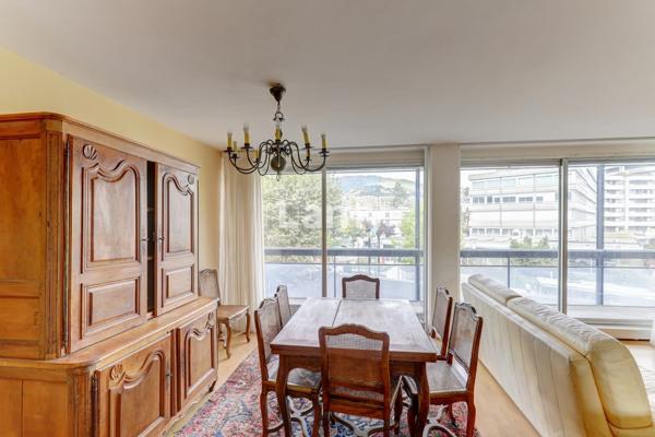 Appartement, balcon, box