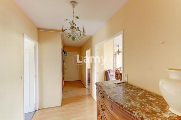 Appartement, balcon, box