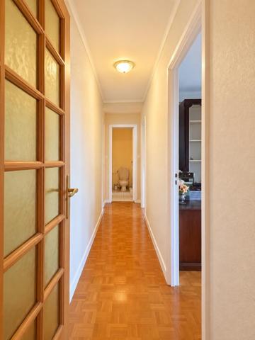 Appartement 5 pièces – 84 m², balcons et parking