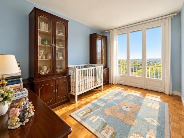 Appartement 5 pièces – 84 m², balcons et parking