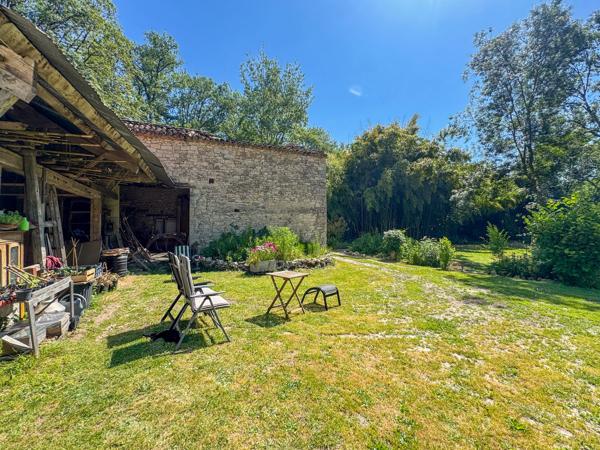 Maison à vendre à Montcuq-en-Quercy-Blanc (46800) - Lot