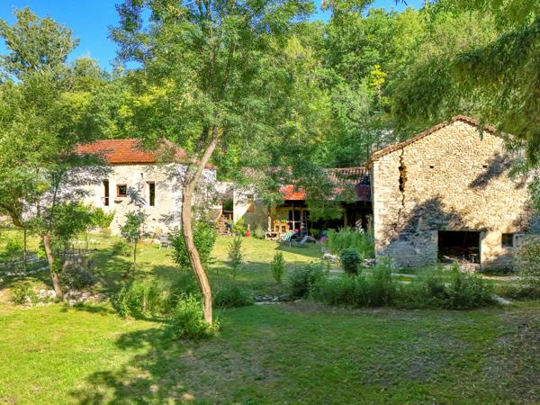 Maison à vendre à Montcuq-en-Quercy-Blanc (46800) - Lot