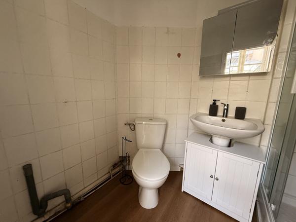 STUDIO MEUBLE EN CENTRE VILLE DE CARCASSONNE