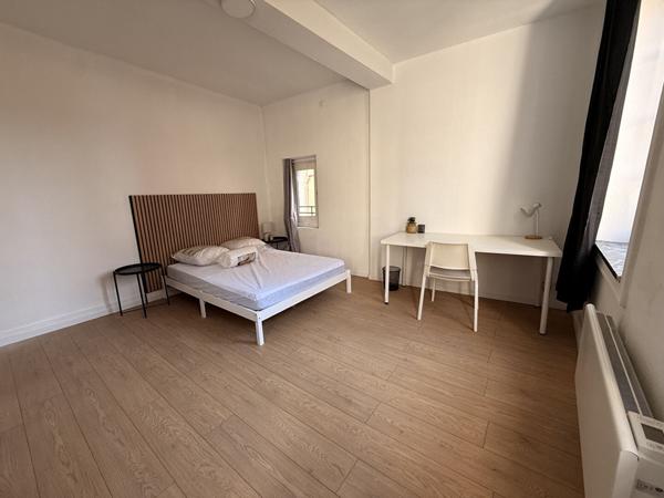 STUDIO MEUBLE EN CENTRE VILLE DE CARCASSONNE