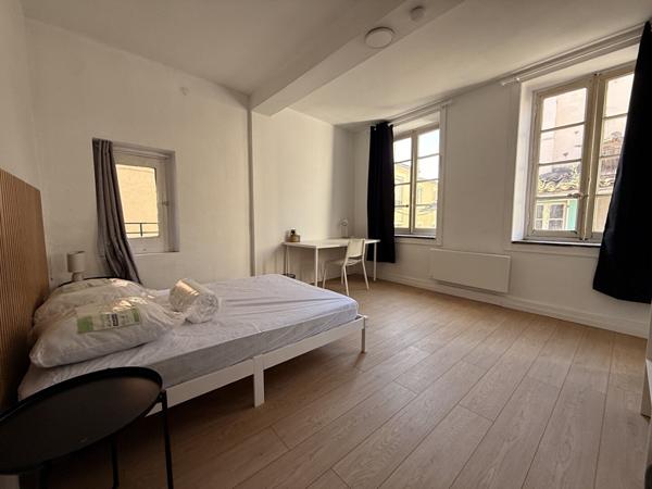 STUDIO MEUBLE EN CENTRE VILLE DE CARCASSONNE