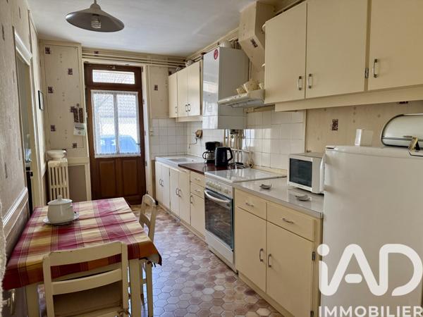 Maison à vendre 5 pièces 100,65 m² Saint-Amand-Montrond