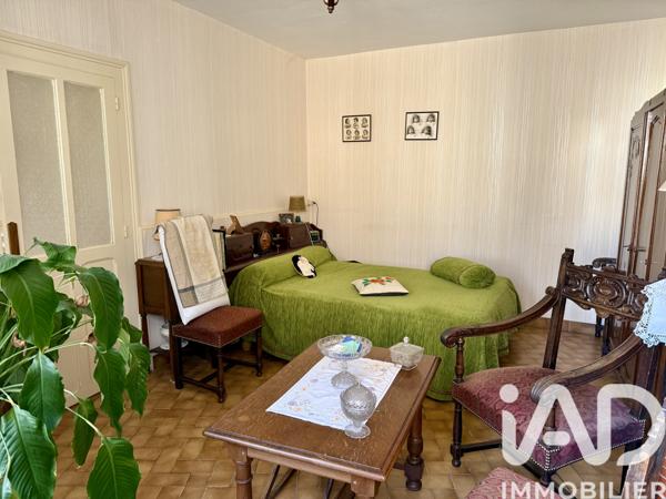 Maison à vendre 5 pièces 100,65 m² Saint-Amand-Montrond
