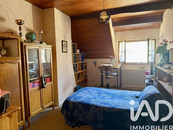 Maison à vendre 5 pièces 100,65 m² Saint-Amand-Montrond