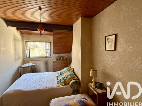 Maison à vendre 5 pièces 100,65 m² Saint-Amand-Montrond