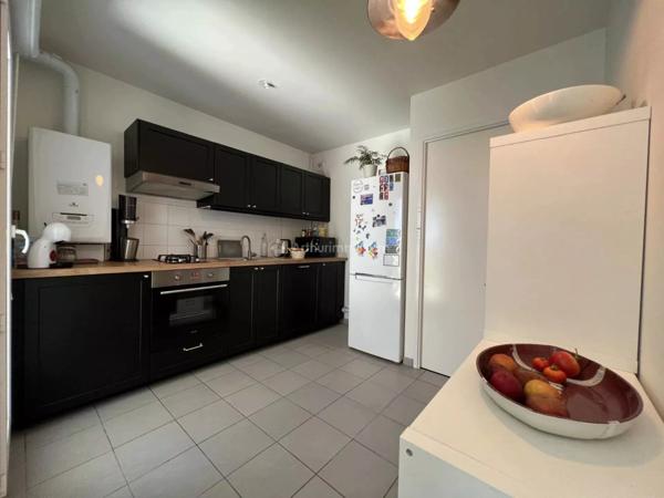 Vente Appartement 3 pièces 68 m2 à Saint-Pierre-des-Corps