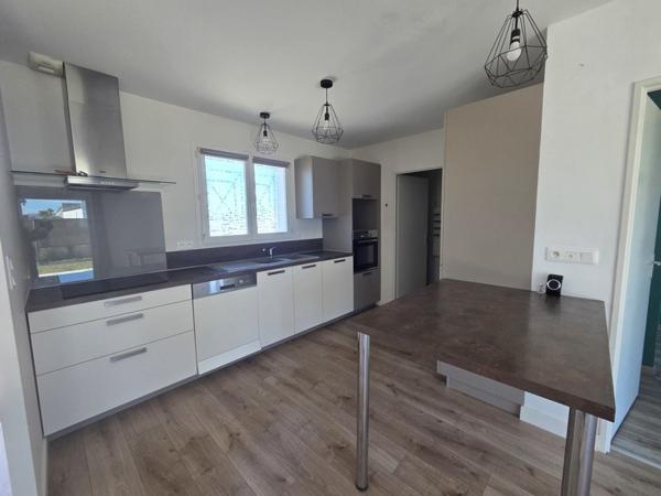Maison à louer 1 175 € CC Lons 4 p 79 m² DPE B