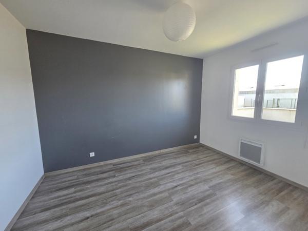 Maison à louer 1 175 € CC Lons 4 p 79 m² DPE B