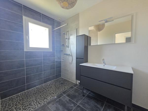 Maison à louer 1 175 € CC Lons 4 p 79 m² DPE B