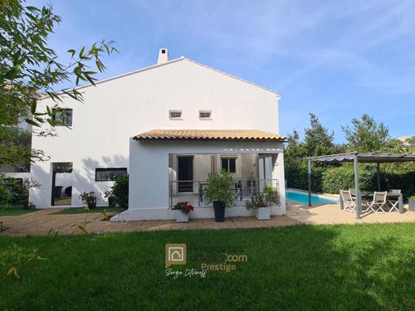 Villa contemporaine T5 - Piscine - Jardin - Marseille 8e - Prado/Corniche -1.200.000
