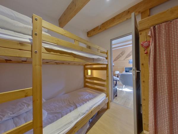 04400 LE SAUZE TYPE 3 PIED DE PISTES - TERRASSE SUD