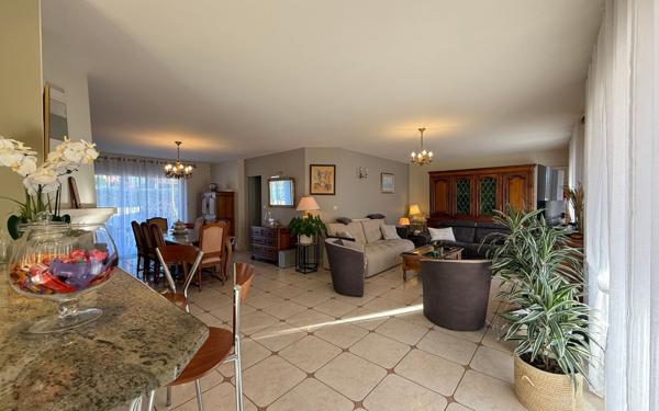 Maison à vendre    4 pièces •  Saint-Palais-sur-Mer