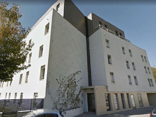 Location Parking - 18 CHEMIN BARRAL Grenoble 38100