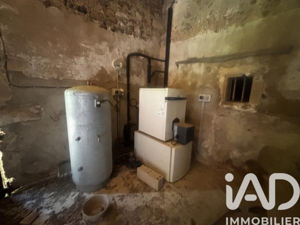 Maison à vendre 6 pièces 150 m² Saint-Martin-de-Crau