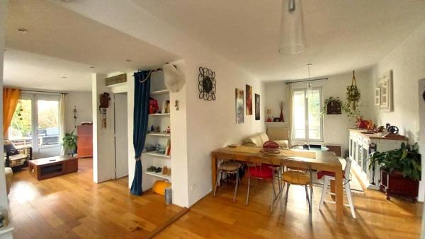 Gagny (93220) Maison lumineuse avec grand jardin
