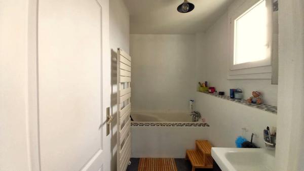 Gagny (93220) Maison lumineuse avec grand jardin