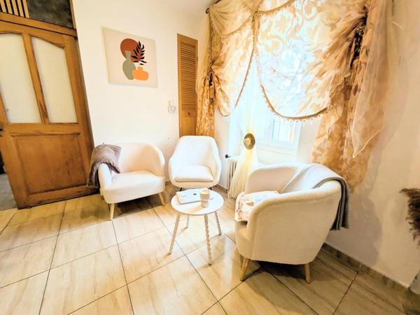 À vendre - Maison individuelle, 7 pièces située à Gien (45500)