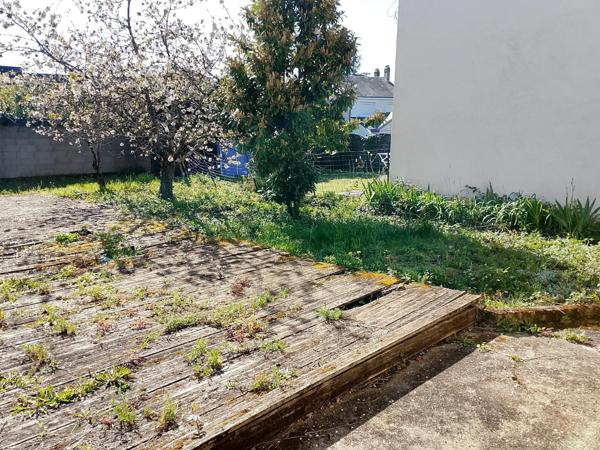 Maison avec un gros potentiel à rafraichir pour location