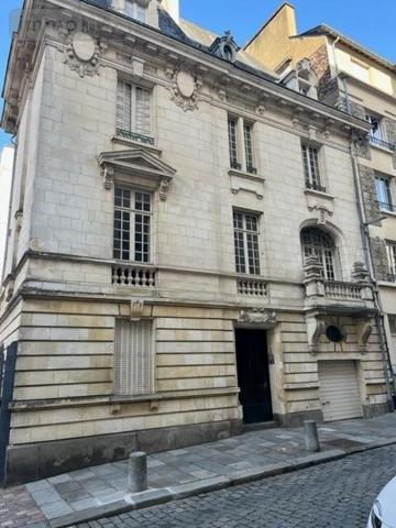 Maison à vendre à Rennes en Ille-et-Vilaine (35000), ref : 008/2853   
RENNES-CENTRE MAIRIE