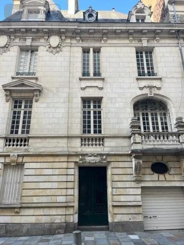 Maison à vendre à Rennes en Ille-et-Vilaine (35000), ref : 008/2853   
RENNES-CENTRE MAIRIE