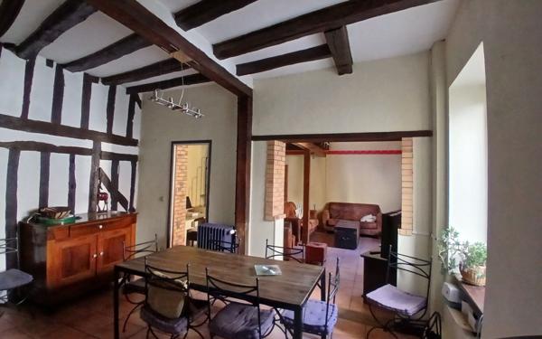 Maison à vendre    3 pièces • 106 m2 Bourges