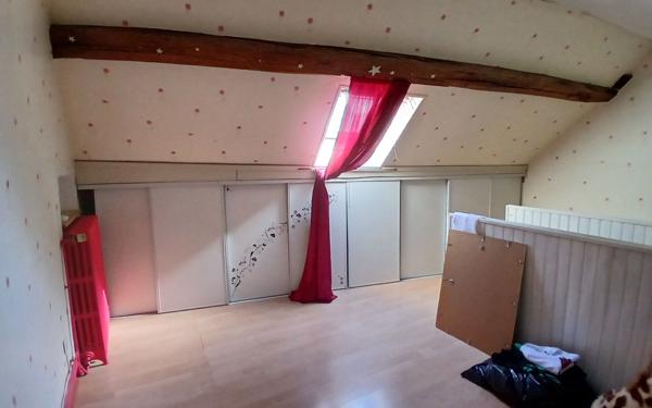 Maison à vendre    3 pièces • 106 m2 Bourges