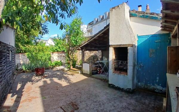 Maison à vendre    3 pièces • 106 m2 Bourges