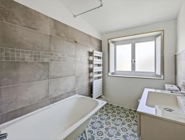 Laval (53000) MAISON RIVE GAUCHE LAVAL 53000