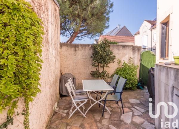 Maison à vendre 5 pièces 79 m² Carrières-sur-Seine